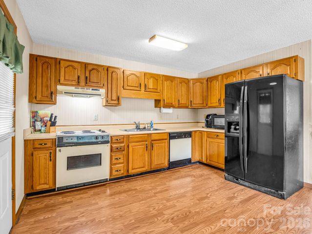 151 W Melissa Lane, Forest City, NC 28043