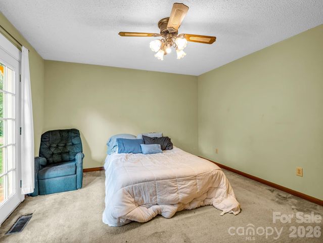 151 W Melissa Lane, Forest City, NC 28043