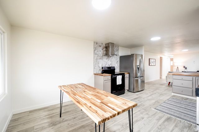 1940 W 3920 S, Roy, UT 84067