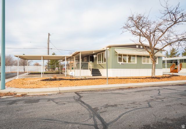 1940 W 3920 S, Roy, UT 84067