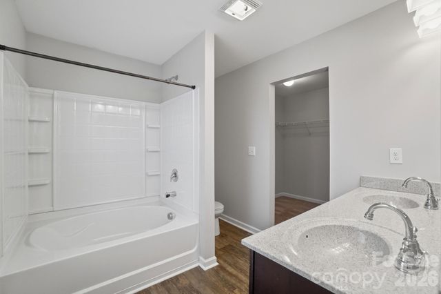 1000 Newfound Hollow Drive, Charlotte, NC 28214