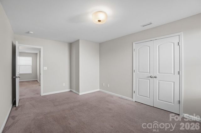 1000 Newfound Hollow Drive, Charlotte, NC 28214