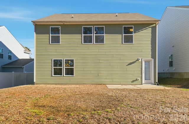 1000 Newfound Hollow Drive, Charlotte, NC 28214