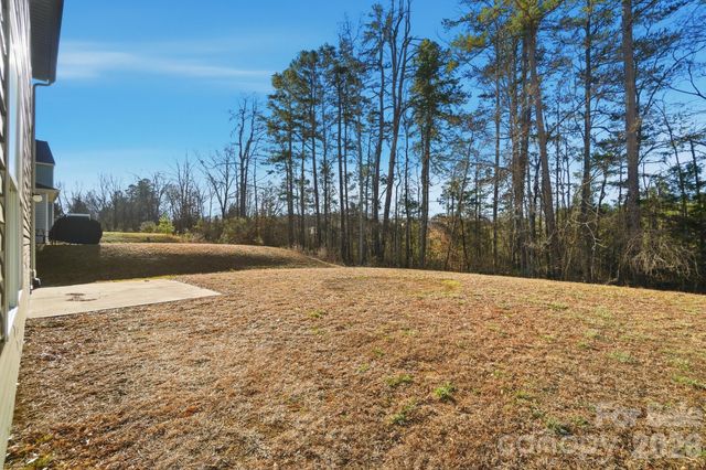 1000 Newfound Hollow Drive, Charlotte, NC 28214