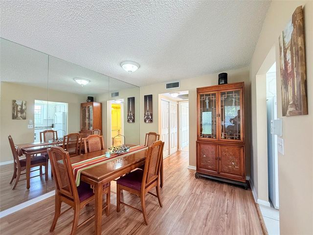 204 Oakridge M 204, Deerfield Beach, FL 33442