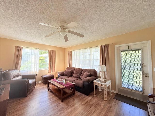 204 Oakridge M 204, Deerfield Beach, FL 33442
