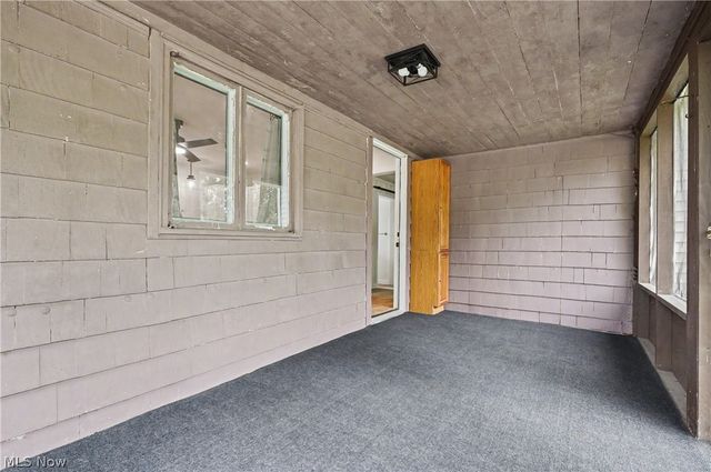 2622 Tallmadge Rd, Ravenna, OH 44266