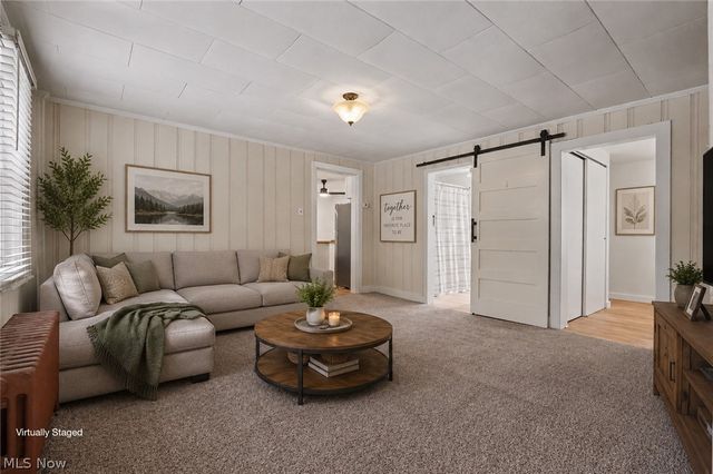 2622 Tallmadge Rd, Ravenna, OH 44266