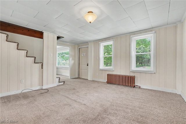 2622 Tallmadge Rd, Ravenna, OH 44266