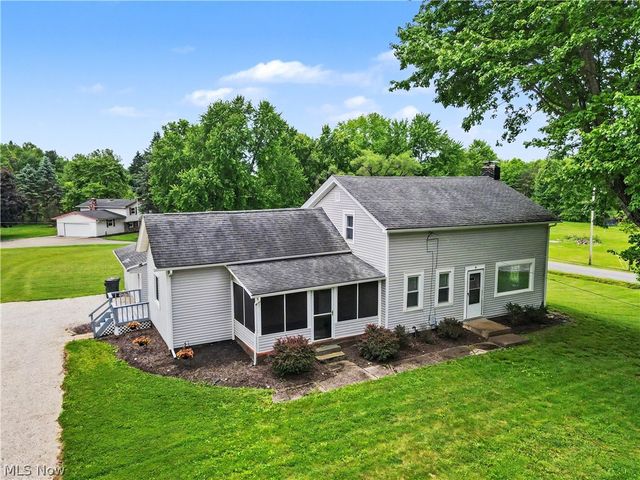 2622 Tallmadge Rd, Ravenna, OH 44266