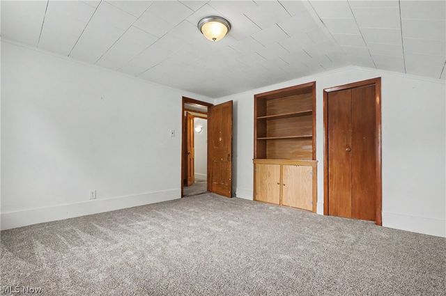 2622 Tallmadge Rd, Ravenna, OH 44266