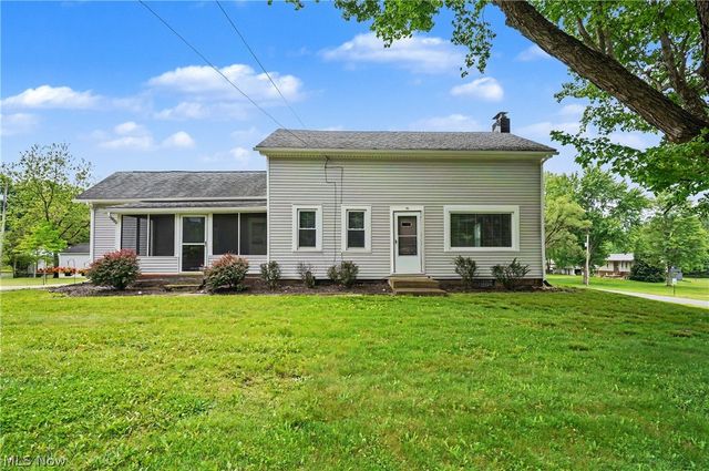 2622 Tallmadge Rd, Ravenna, OH 44266