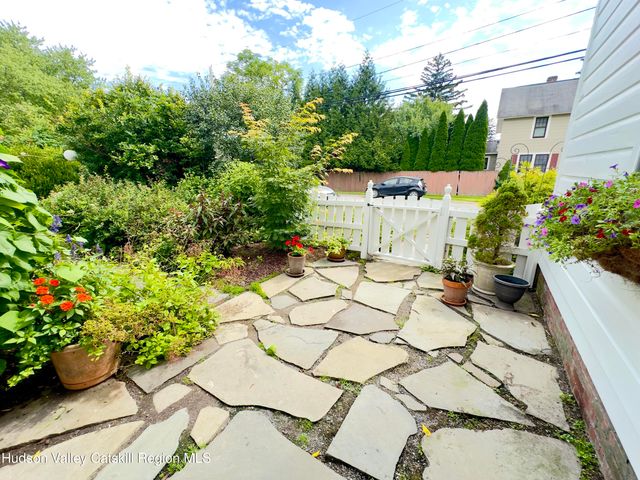 120 Second Street, Athens, NY 12015