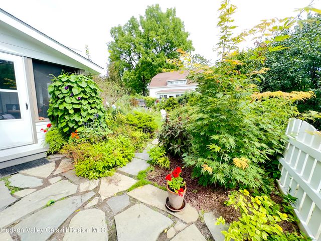 120 Second Street, Athens, NY 12015