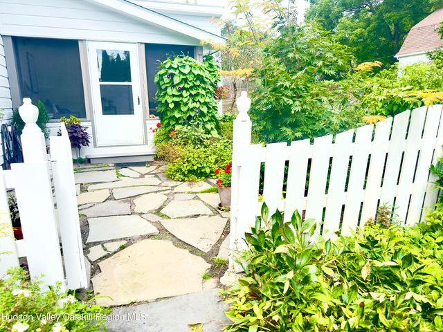 120 Second Street, Athens, NY 12015
