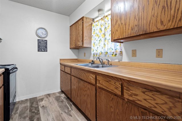 1312 12th NE, Ardmore, OK 73401