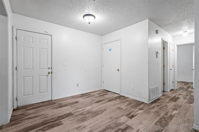 1312 12th NE, Ardmore, OK 73401