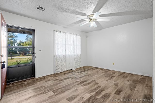 1312 12th NE, Ardmore, OK 73401