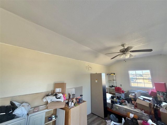 310 Beaks Avenue, Eagle Lake, TX 77434