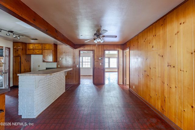 7452 GREENWAY Drive, Jacksonville, FL 32244