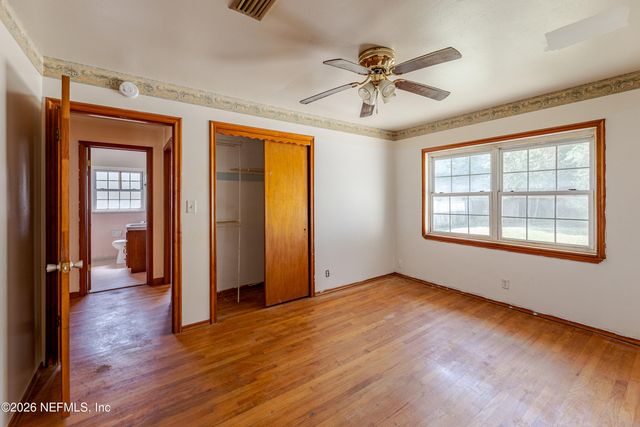 7452 GREENWAY Drive, Jacksonville, FL 32244