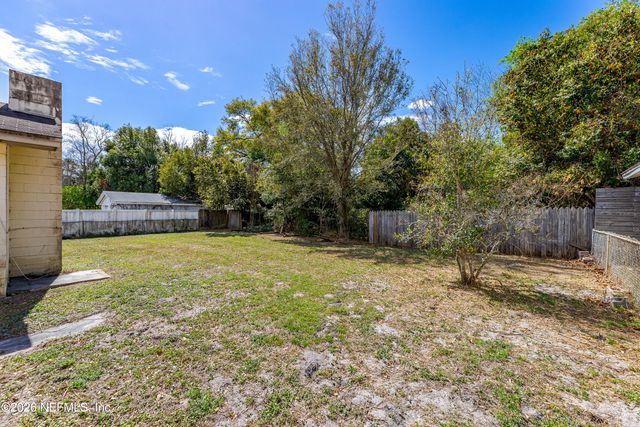 7452 GREENWAY Drive, Jacksonville, FL 32244