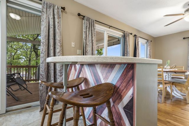 106 S Lakeshore Drive, Blue Eye, MO 65611