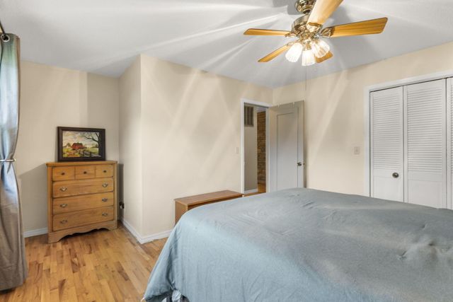 106 S Lakeshore Drive, Blue Eye, MO 65611