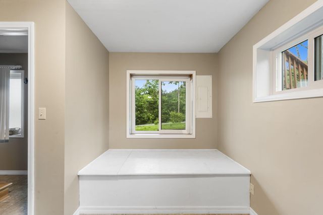 106 S Lakeshore Drive, Blue Eye, MO 65611