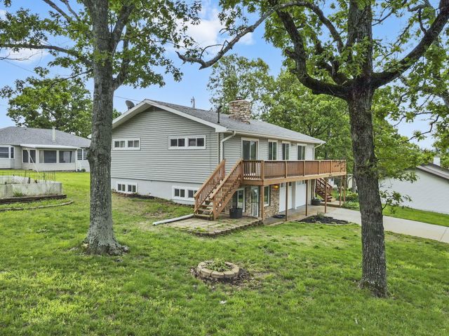 106 S Lakeshore Drive, Blue Eye, MO 65611