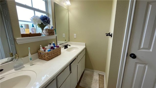 3689 Holick Lane, Bryan, TX 77801