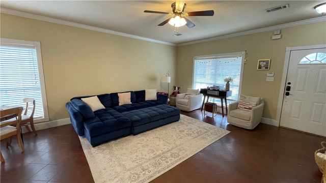 3689 Holick Lane, Bryan, TX 77801