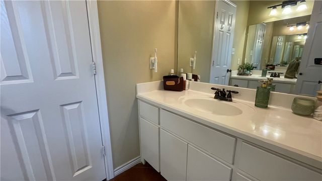 3689 Holick Lane, Bryan, TX 77801