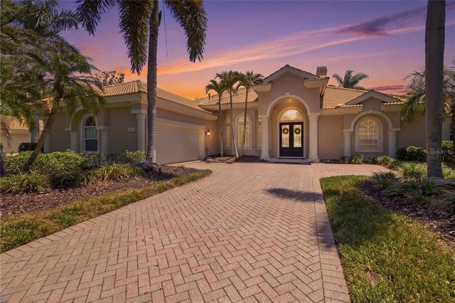 8309 GROSVENOR COURT, Bradenton, FL 34201