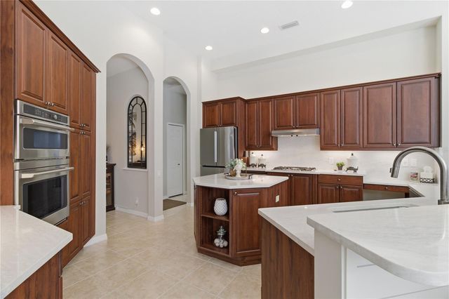 8309 GROSVENOR COURT, Bradenton, FL 34201