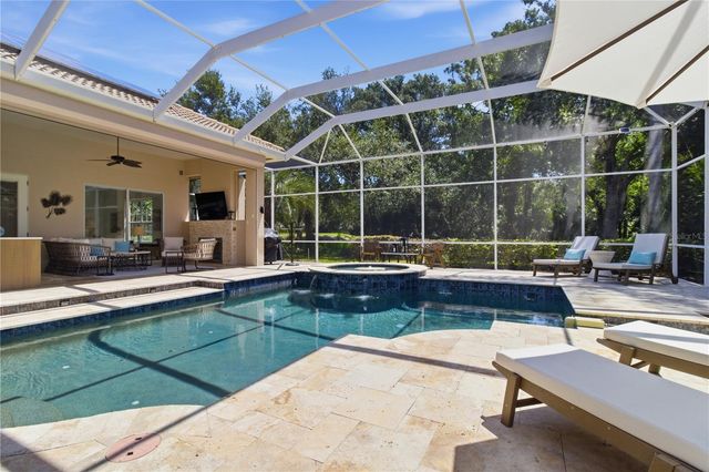8309 GROSVENOR COURT, Bradenton, FL 34201