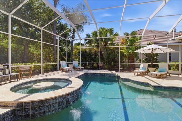 8309 GROSVENOR COURT, Bradenton, FL 34201