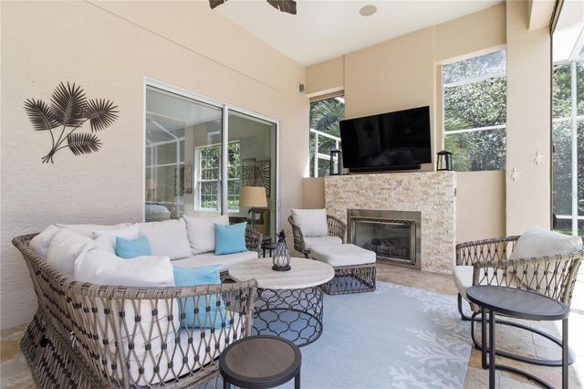 8309 GROSVENOR COURT, Bradenton, FL 34201