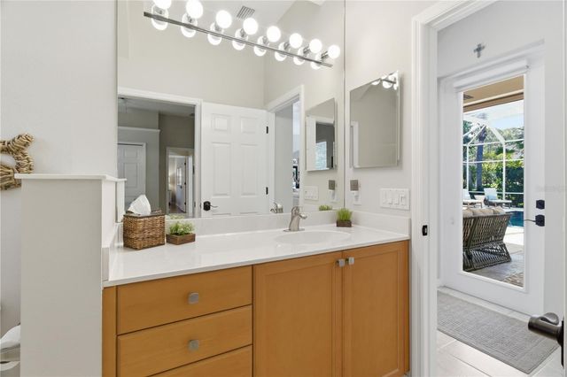 8309 GROSVENOR COURT, Bradenton, FL 34201