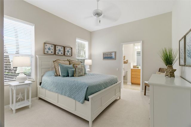 8309 GROSVENOR COURT, Bradenton, FL 34201