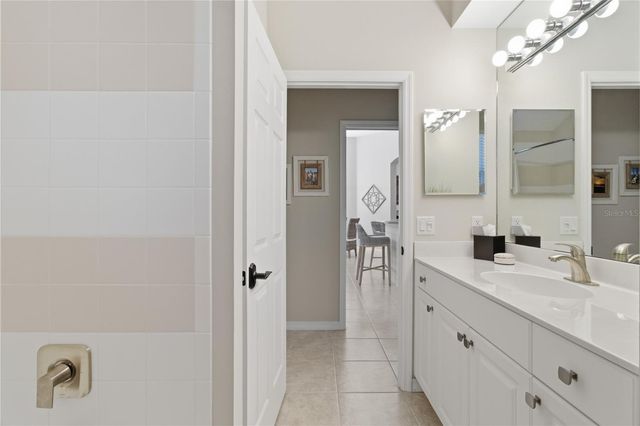 8309 GROSVENOR COURT, Bradenton, FL 34201
