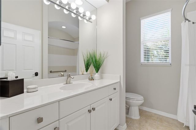 8309 GROSVENOR COURT, Bradenton, FL 34201