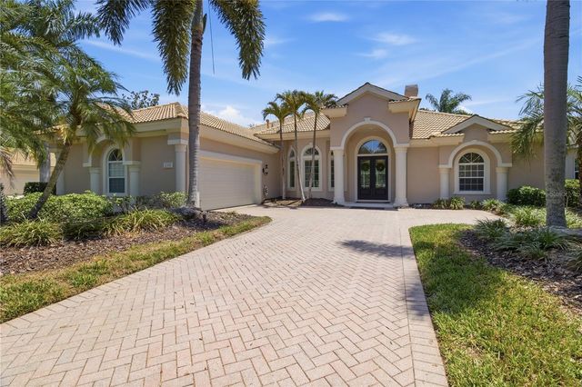 8309 GROSVENOR COURT, Bradenton, FL 34201