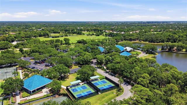 8309 GROSVENOR COURT, Bradenton, FL 34201