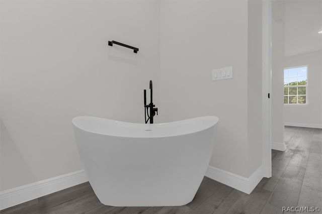 1377 W Alexander Drive, Citrus Springs, FL 34434