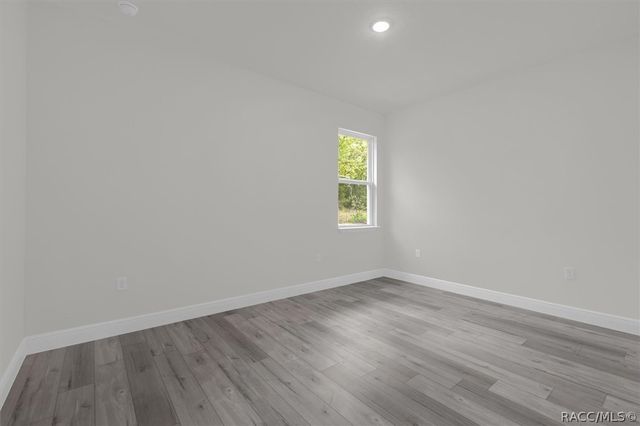1377 W Alexander Drive, Citrus Springs, FL 34434