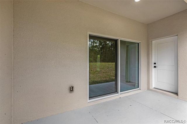 1377 W Alexander Drive, Citrus Springs, FL 34434