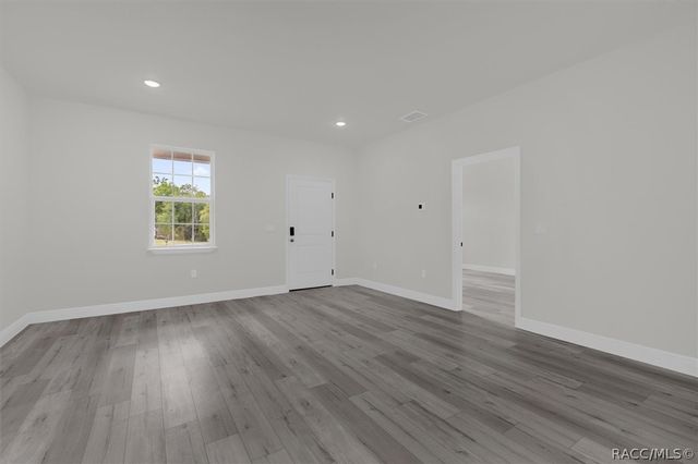 1377 W Alexander Drive, Citrus Springs, FL 34434