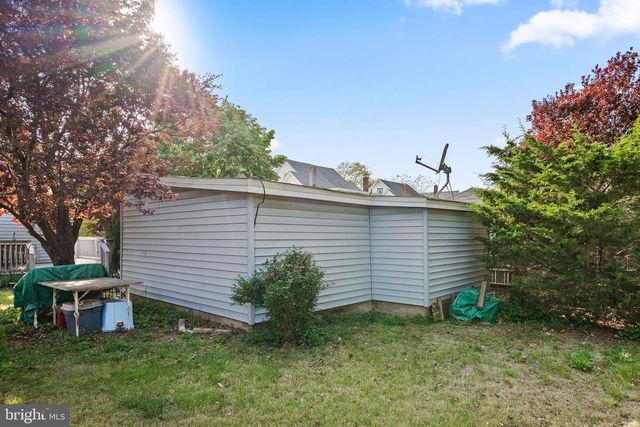223 DELAWARE AVENUE, Riverside, NJ 08075