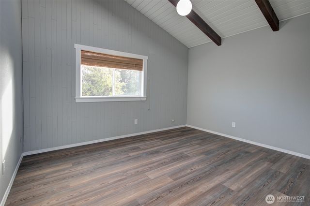 373 Sand Dune Avenue NW, Ocean Shores, WA 98569